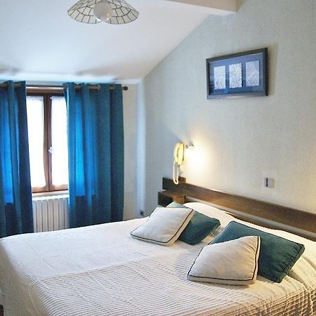 Logis Hotel De La Paix - Tournus Eksteriør billede